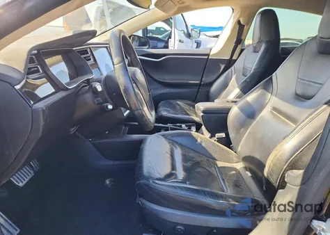 2015 Tesl Model S 90 z USA, uszkodzony, nr VIN 5YJSA1S13FF100329